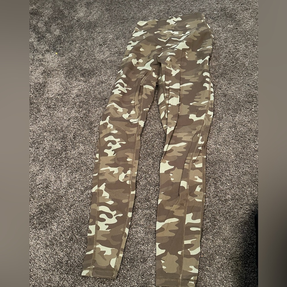 BUFFBUNNY leggings. Worn a couple times. XS.